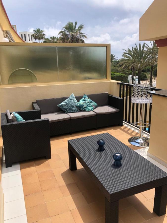 Beachfront Apartment - Sea Views - Marbella Buitenkant foto