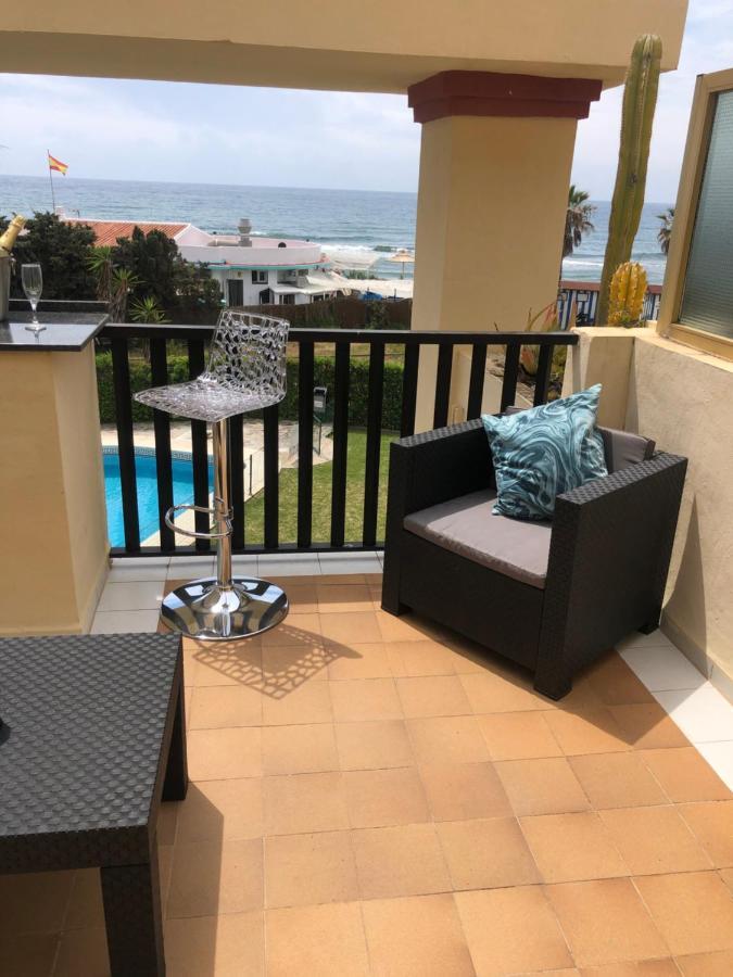 Beachfront Apartment - Sea Views - Marbella Buitenkant foto