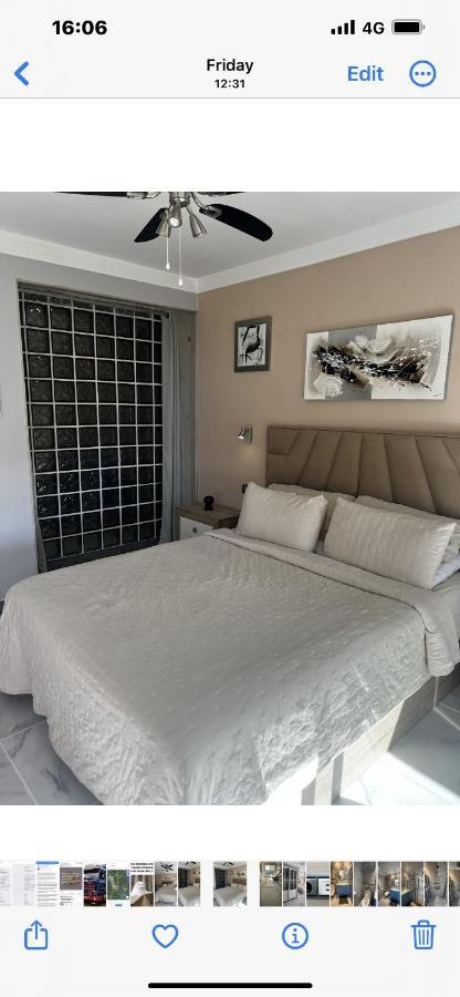 Beachfront Apartment - Sea Views - Marbella Buitenkant foto